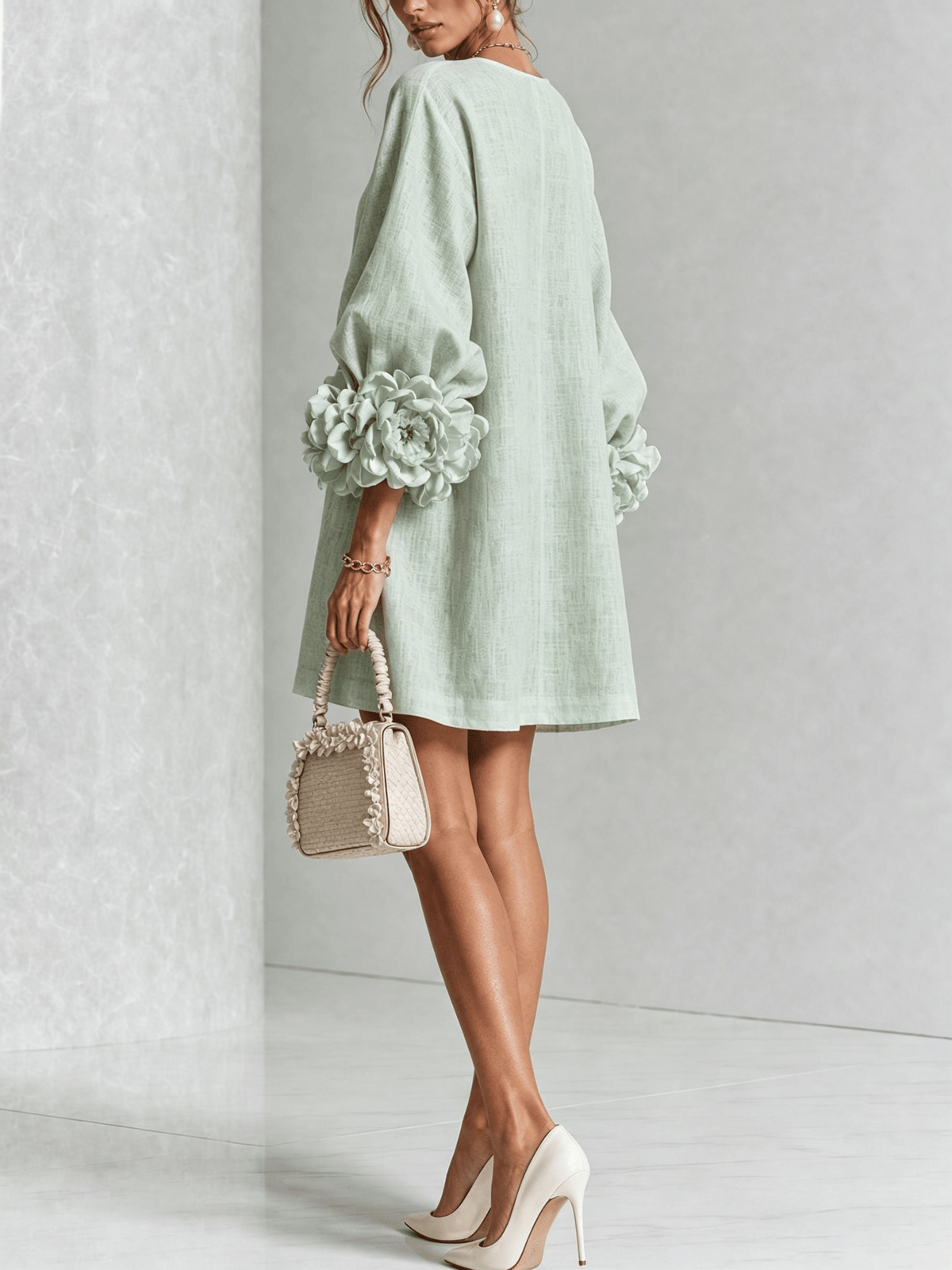 Mini vestido de lino premium verde de Cero Love Studio