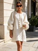 Mini vestido de lino premium blanco de Cero Love Studio